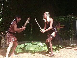 Wildkatzen in weihnachtsdildo Muschi und Arsch gefickt