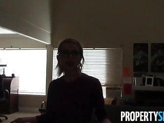 Property Sex unschuldiges Mädchen wird zur geilen Maklerin